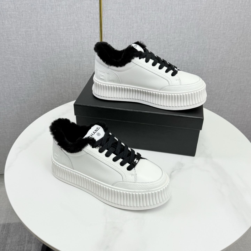 Ch**el sport shoes